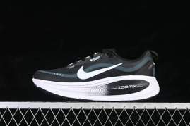 Picture of Nike Vomero 18 _SKUfw22044491479377914fw